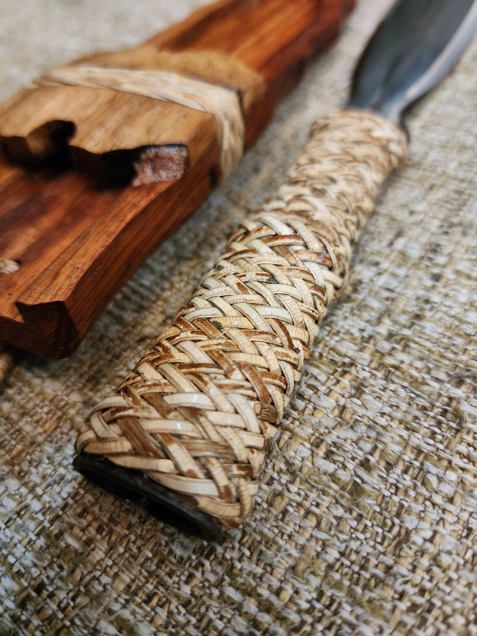 Cordilleran Hinalung Dagger