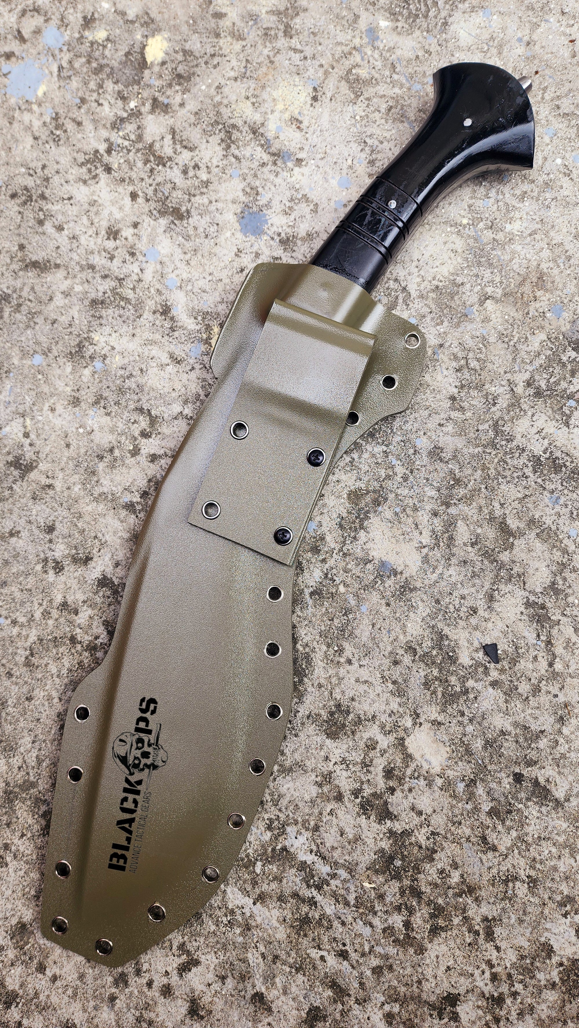 BlackOps Full Tang Kukri #1