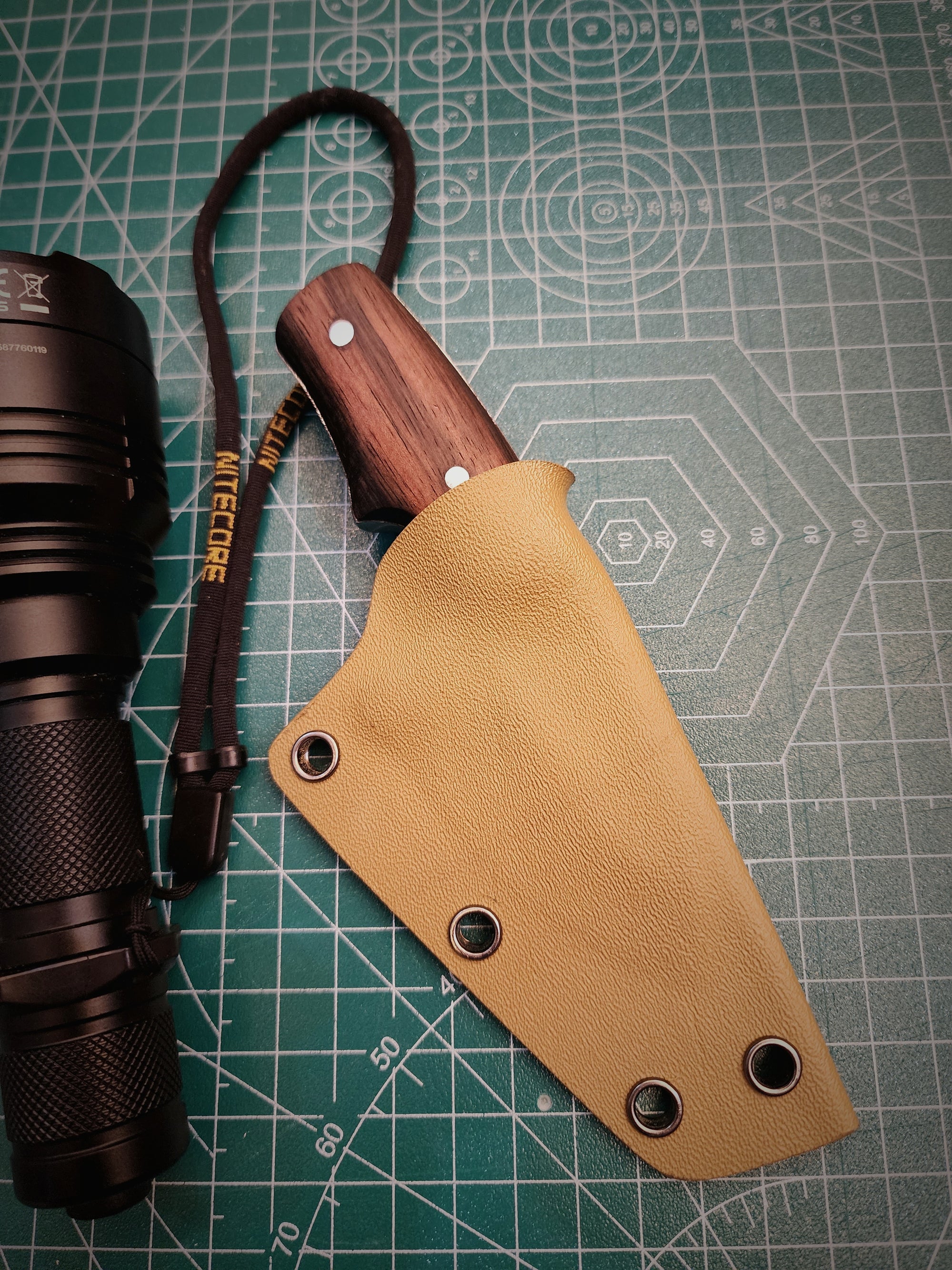 EDC Cutesy Full Tang Blade