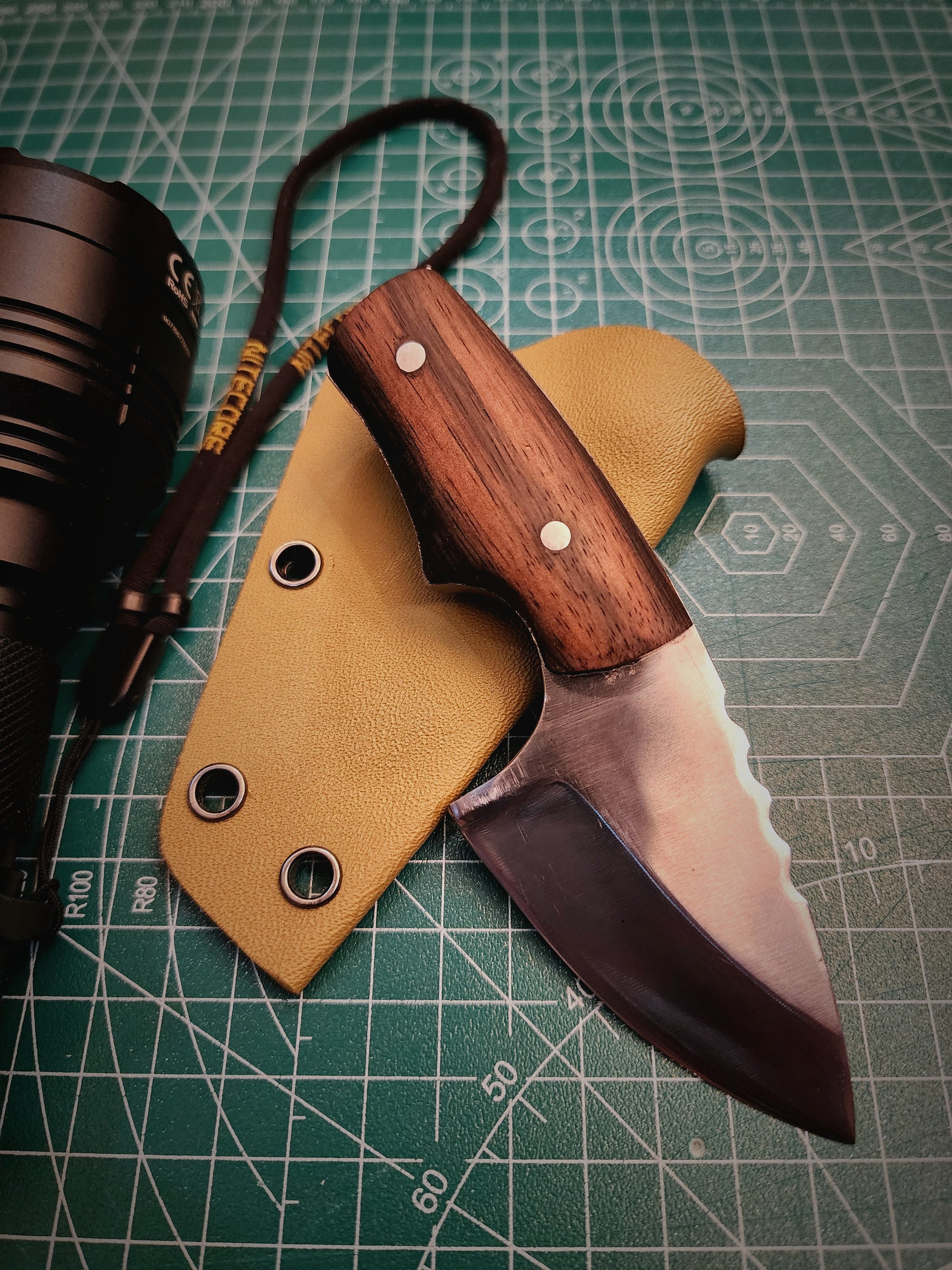 EDC Cutesy Full Tang Blade