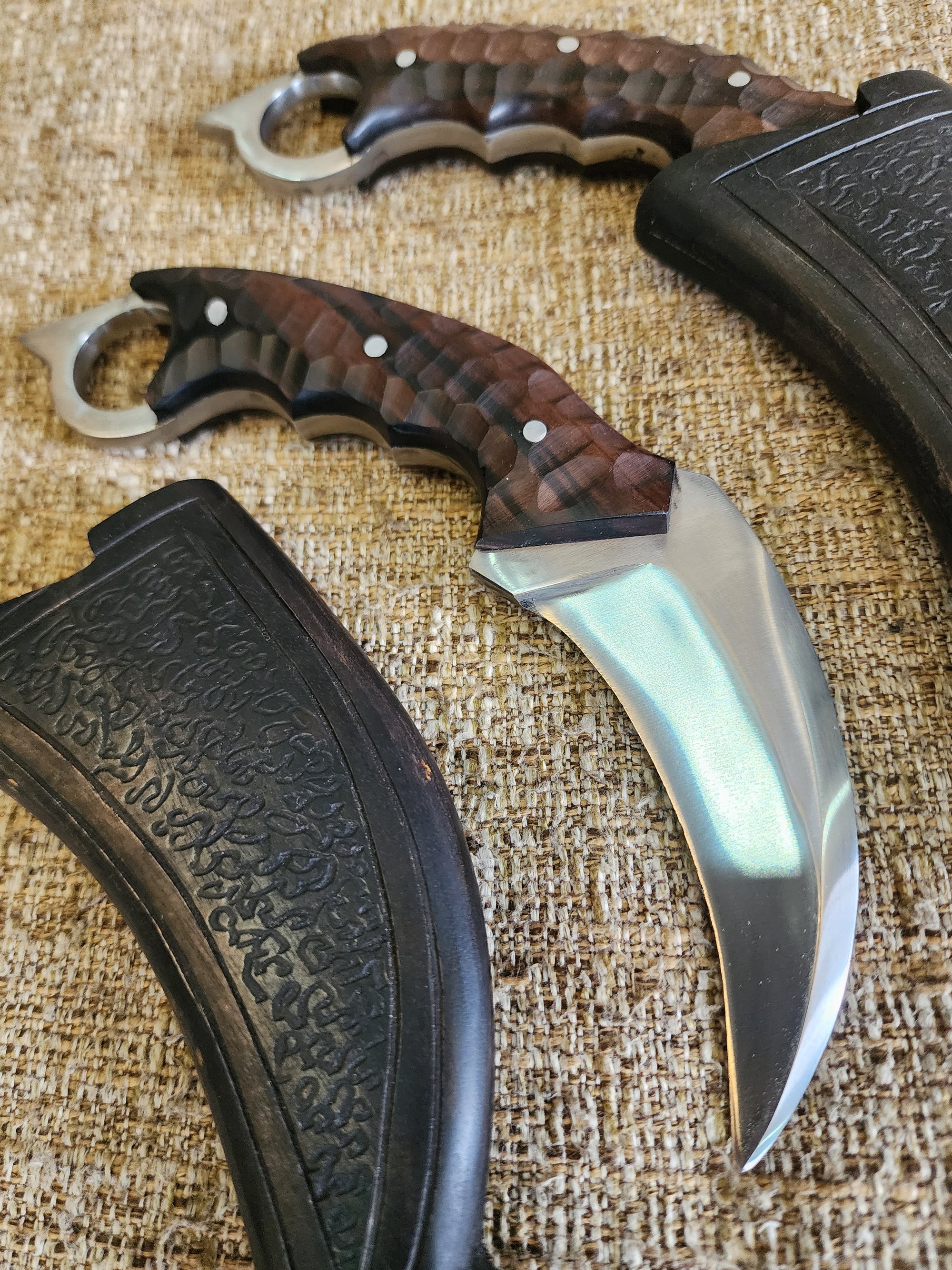 BlackOps Karambit XL